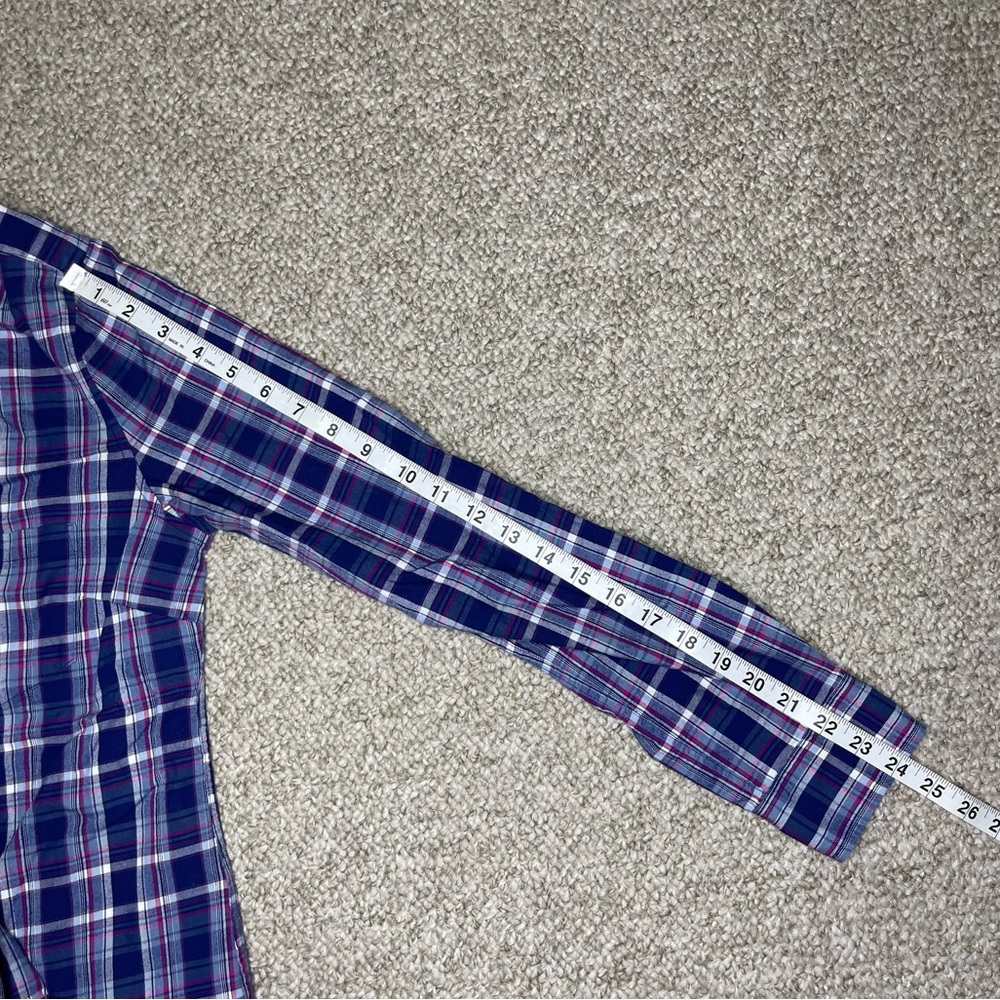 Untuckit shirt - Picture 7 of 8